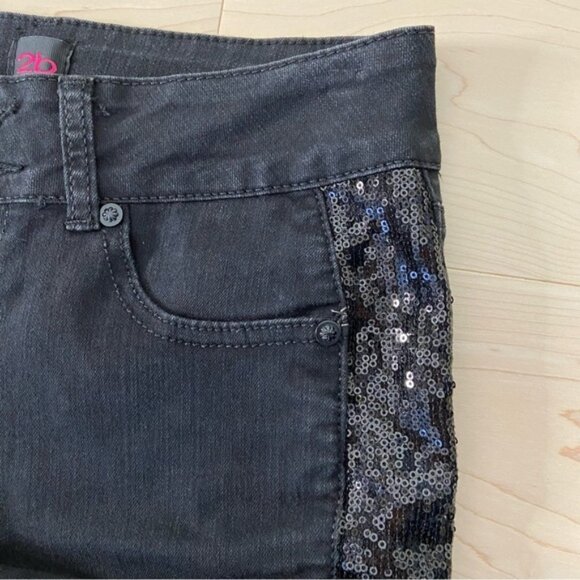 2B bebe black jeans lightweight skinny sequins embellishments skinny mid rise 27 - Picture 2 of 12